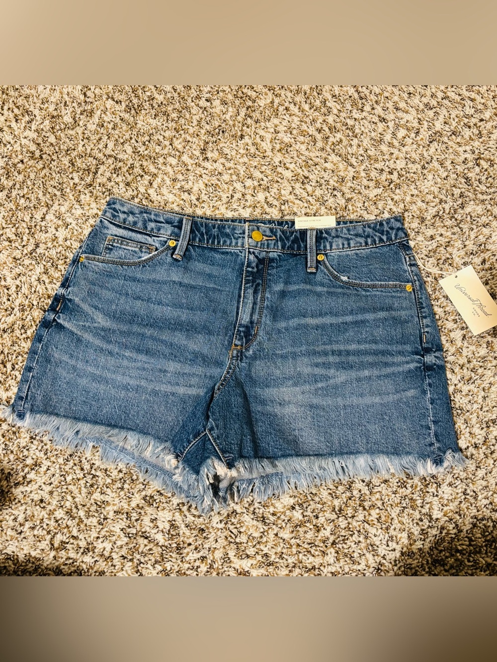 Universal Thread Distressed Frayed Hem Denim Shorts - Blue